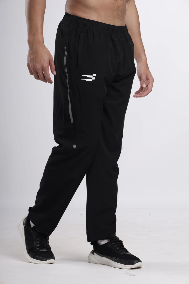 StrideX LightMotion Track Pant | Black