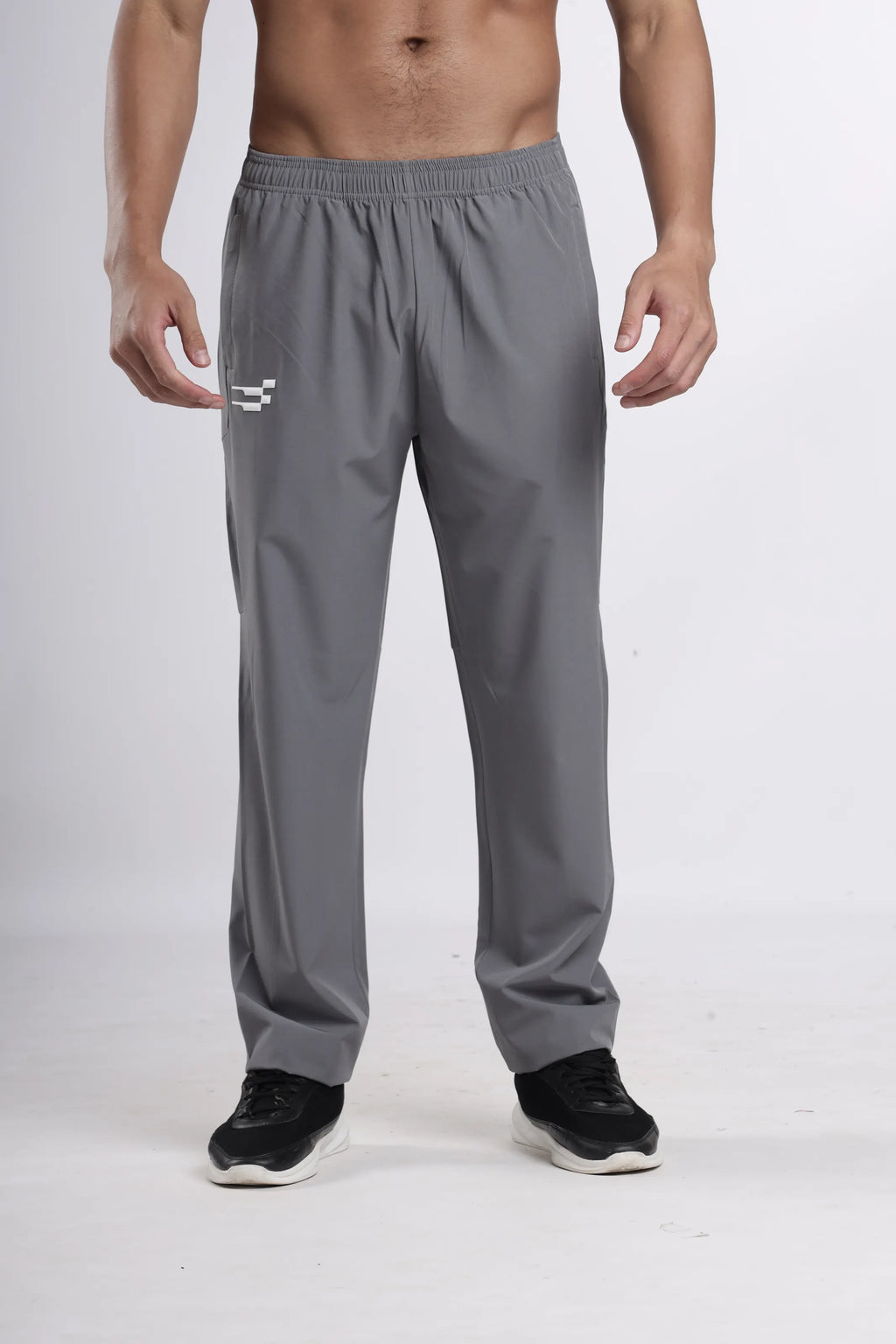 StrideX LightMotion Track Pant | Grey