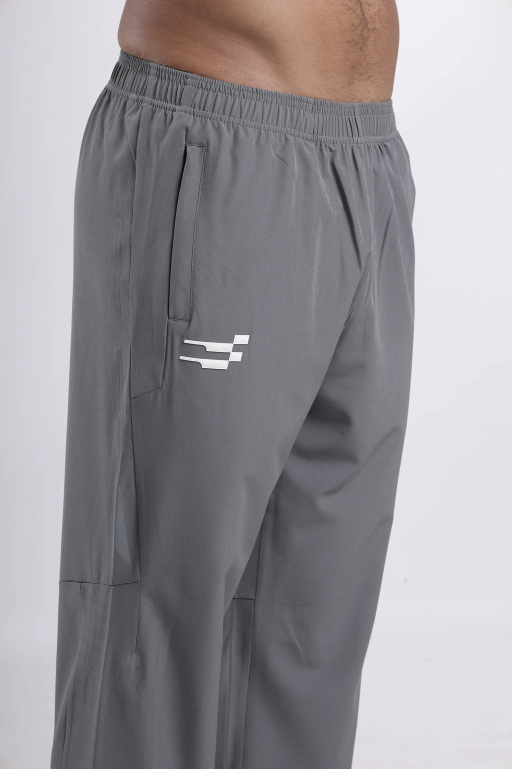 StrideX LightMotion Track Pant | Grey