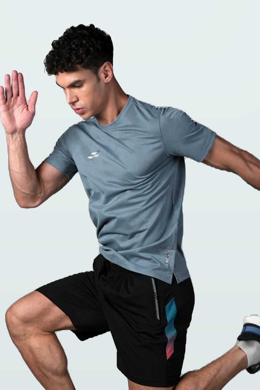 Fit-Gear Aero Mesh T-Shirt | Grey – three-quarter