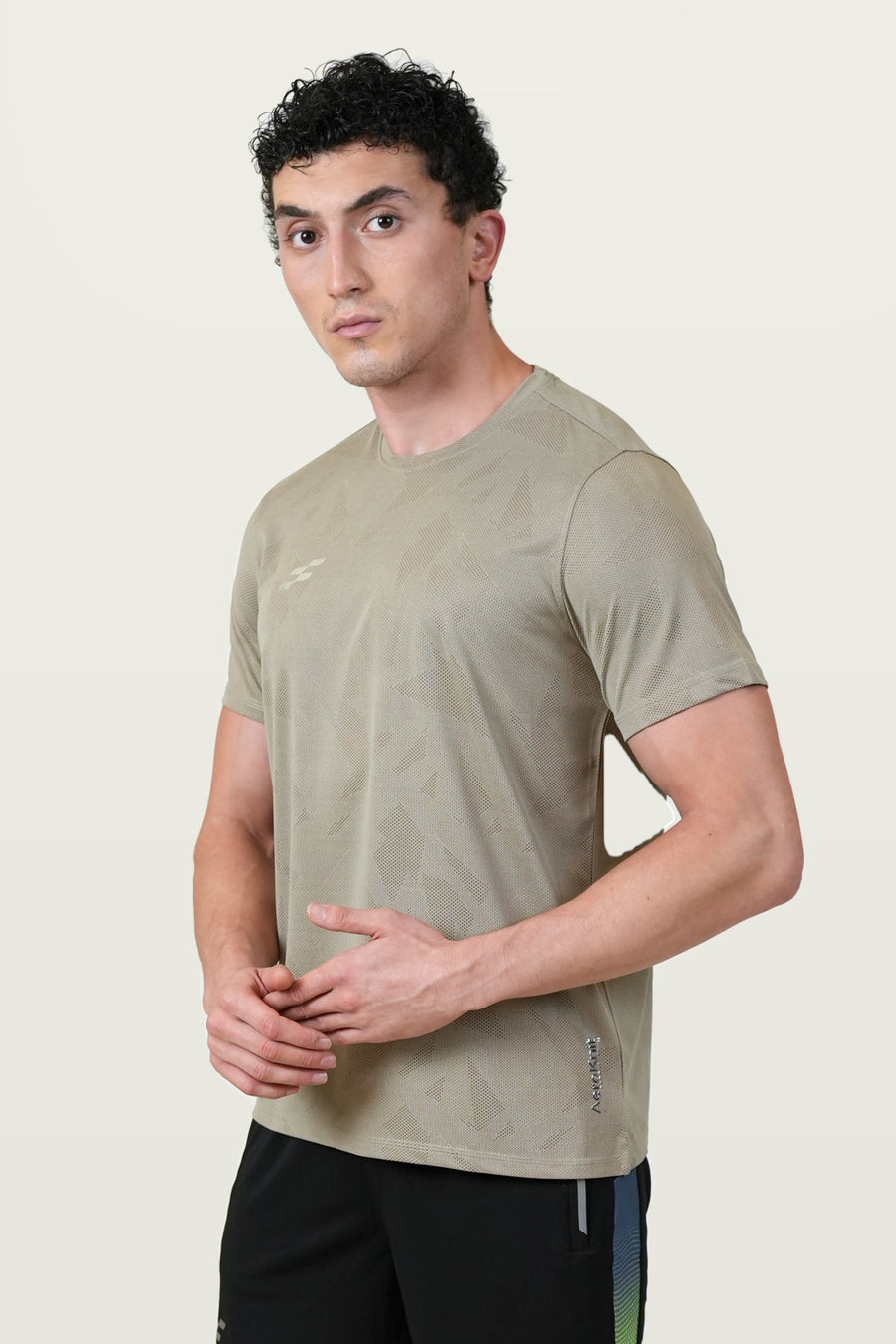 Fit-Gear Aero Mesh T-Shirt | Khaki – three-quarter