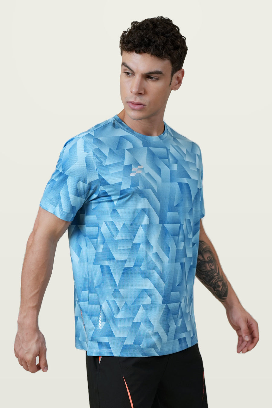 Fit-Gear Grid Force T-Shirt | Sky Blue – three-quarter