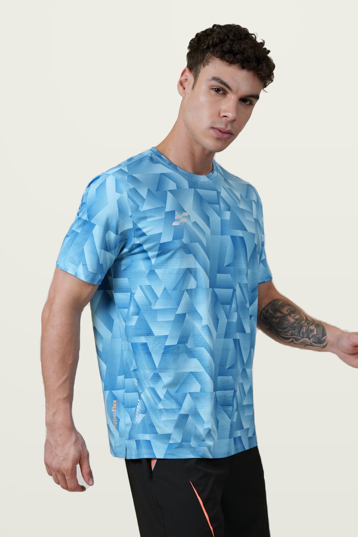Fit-Gear Grid Force T-Shirt | Sky Blue – three-quarter