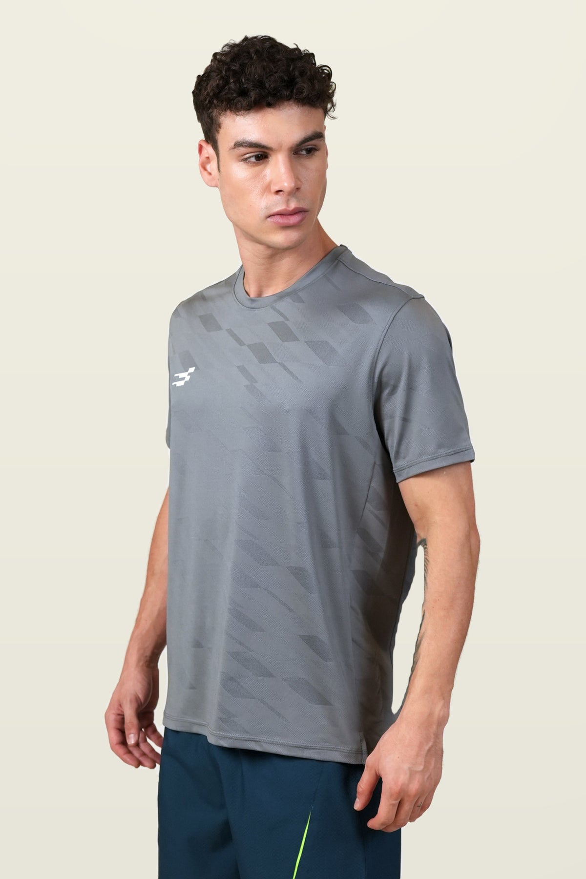 Fit-Gear Max Drive T-Shirt | Mid Grey – three-quarter