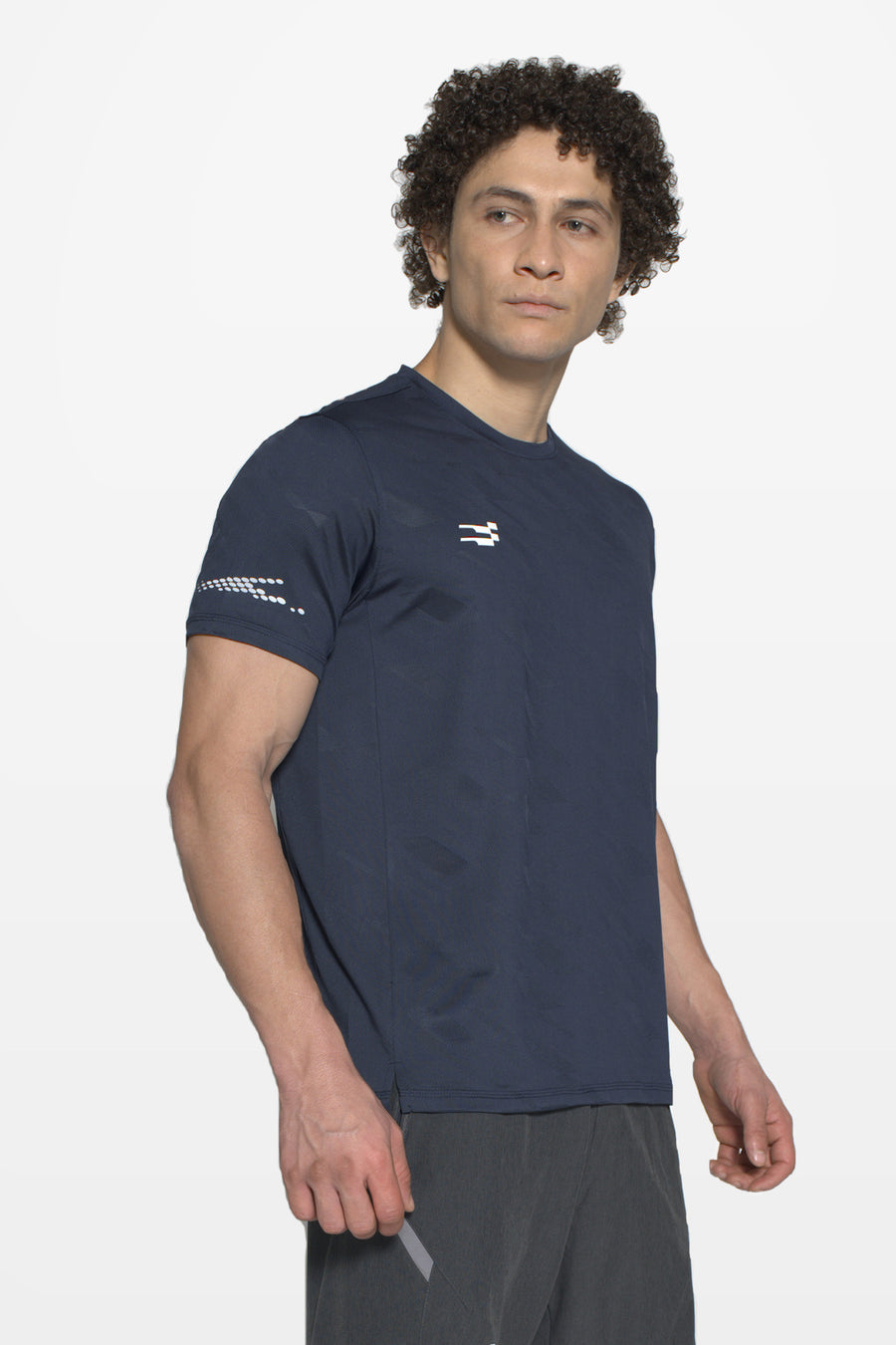 Fit-Gear Max Drive T-Shirt | Navy – three-quarter