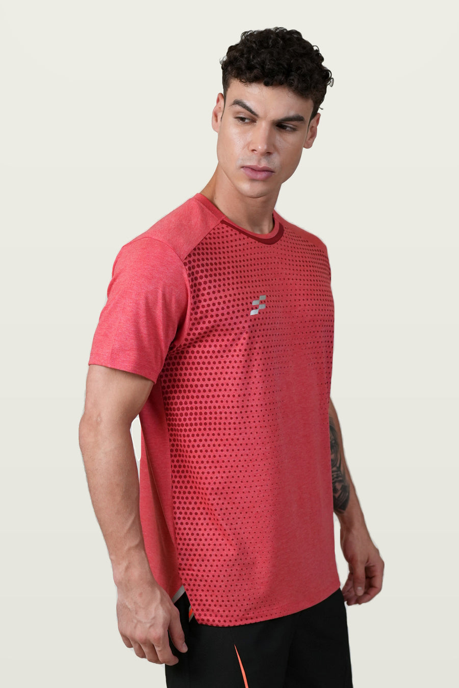 Fit-Gear Pulse Flash T-Shirt | Red – three-quarter