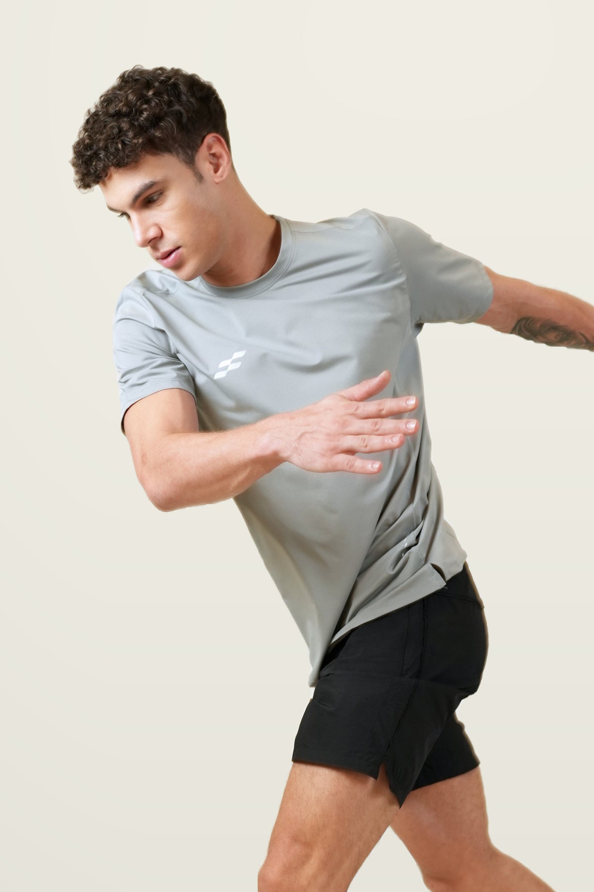 Fit-Gear Tech Matrix T-Shirt | Grey – three-quarter