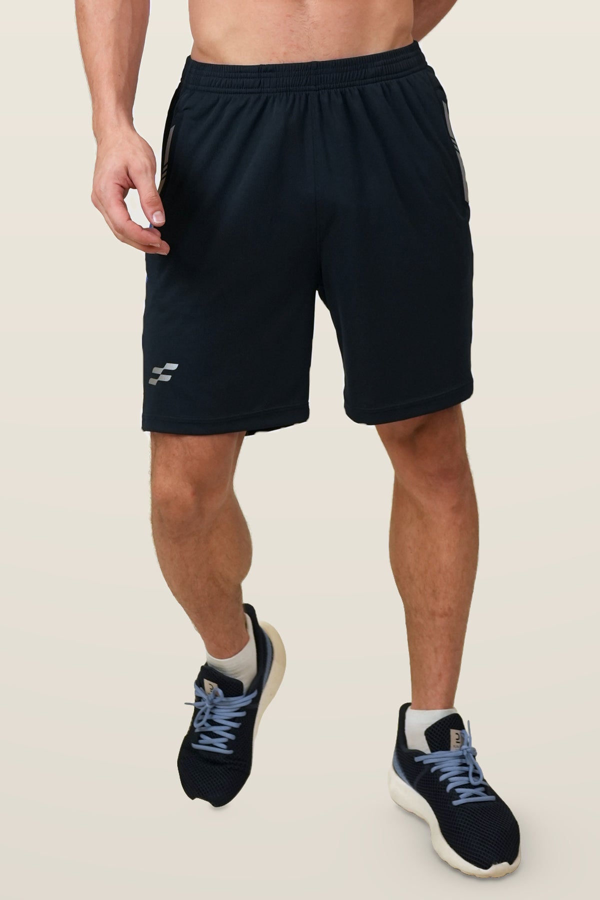 FlowCourt Performance Shorts | Royal – front