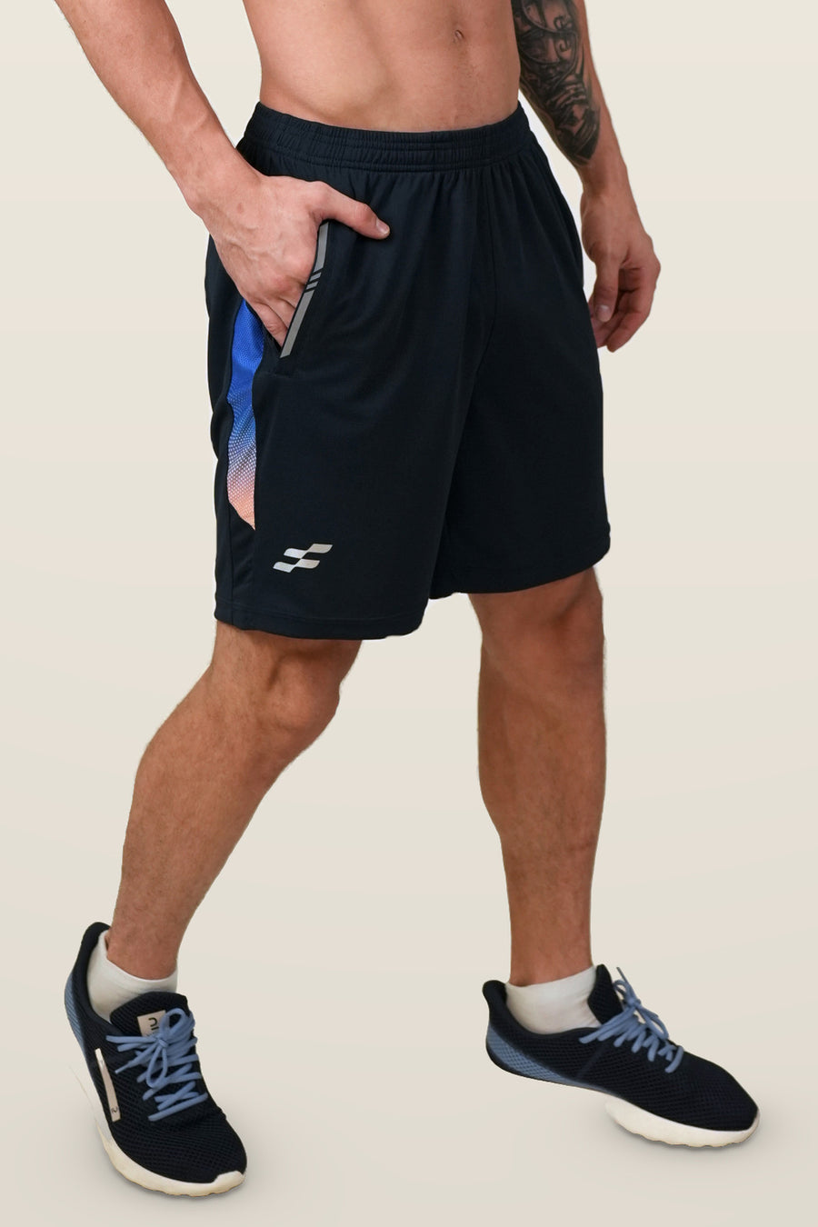 FlowCourt Performance Shorts | Royal – three-quarter