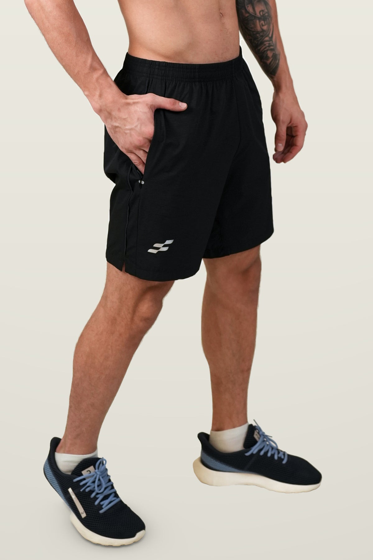 FlyLite Performance Shorts | Black – three-quarter