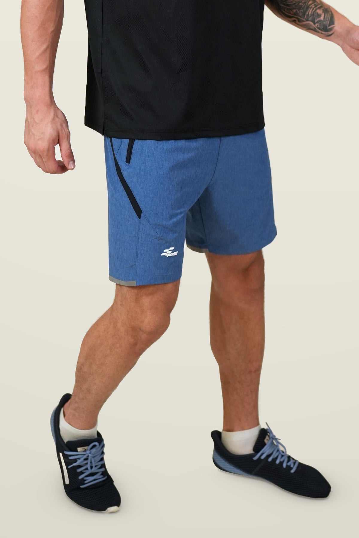 Phantom Performance Shorts | Royal Blue – three-quarter