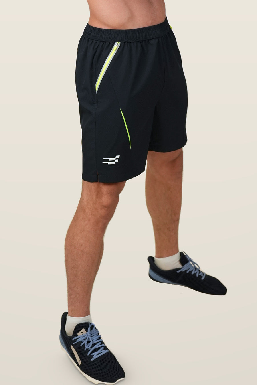 Quantum Performance Shorts | Navy – three-quarter